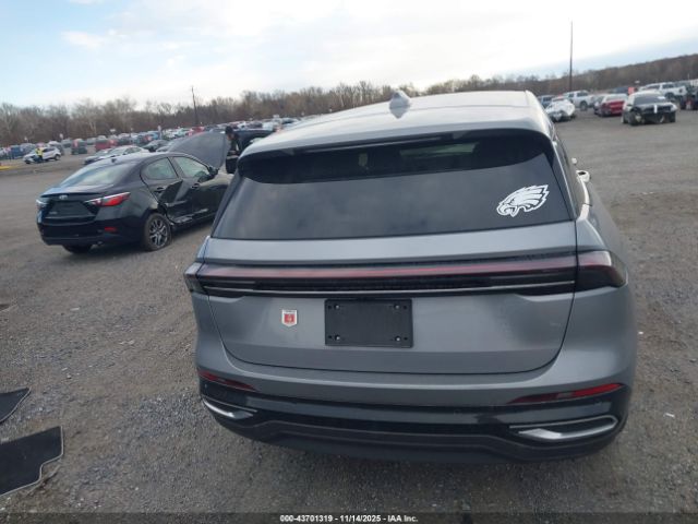 Lincoln Nautilus Premiere Image 15