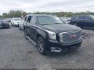 GMC Yukon Denali Image 1