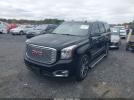 GMC Yukon Denali Image 3