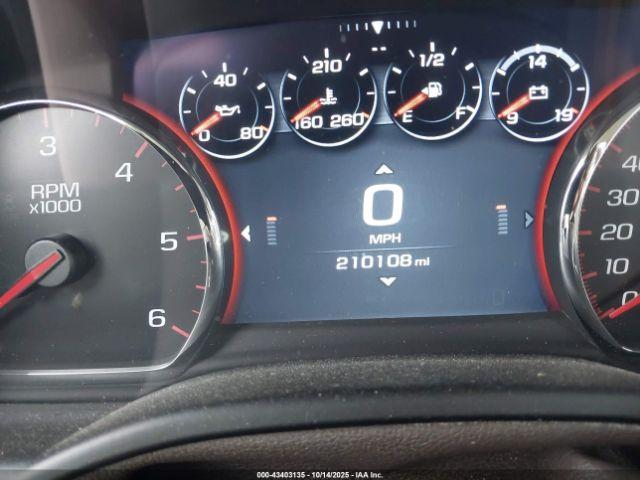 GMC Yukon Denali Image 16