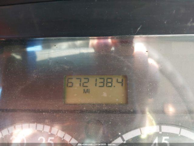 Freightliner M2 106 Medium Duty Image 7