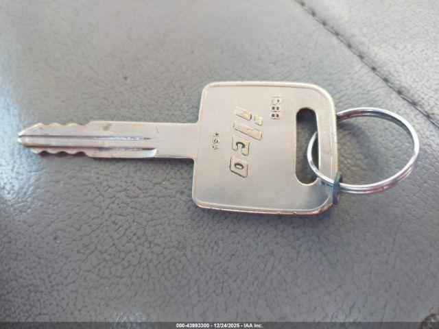 Freightliner M2 106 Medium Duty Image 10