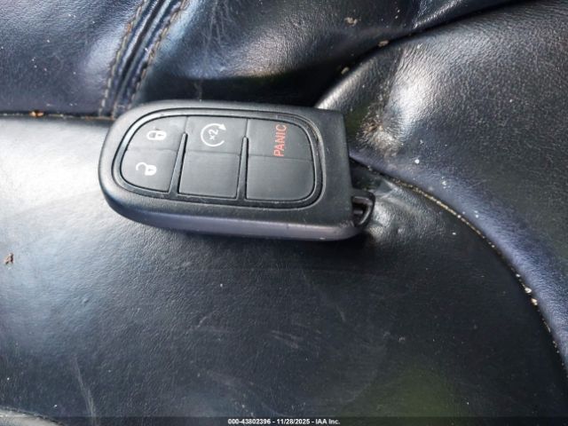 Jeep Cherokee Limited 4x4 Image 13