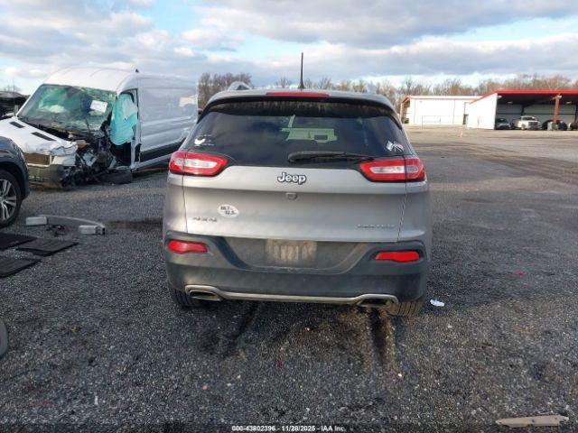 Jeep Cherokee Limited 4x4 Image 15