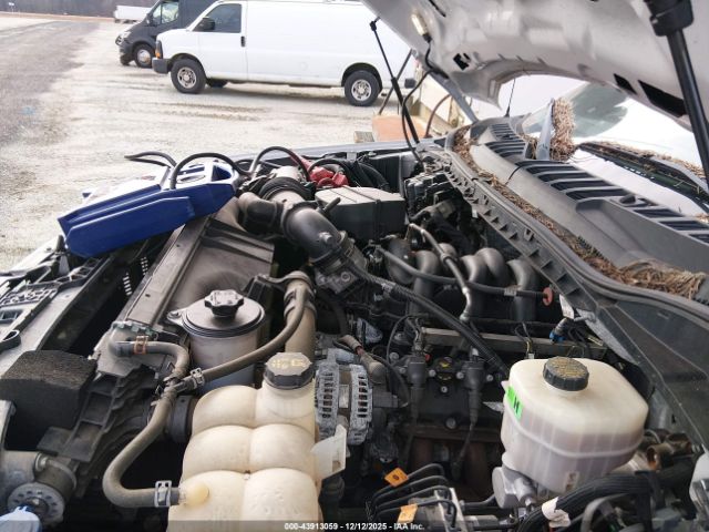 Ford F-450 Xl Image 5