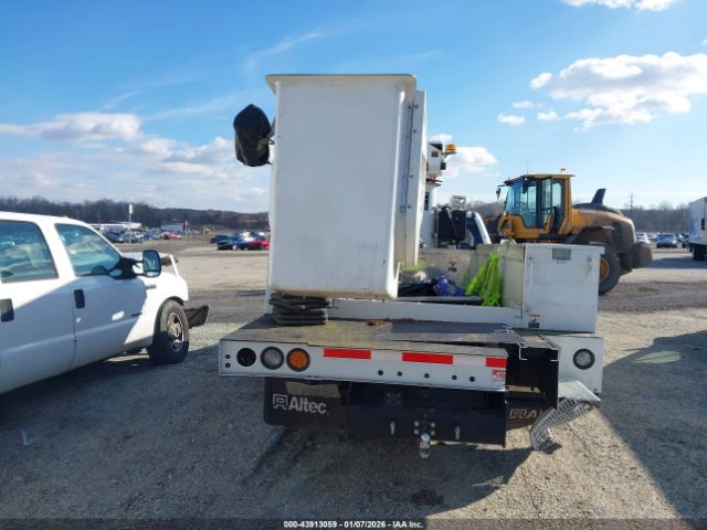 Ford F-450 Xl Image 6