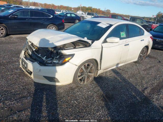 Nissan Altima 2.5 Sr Image 3