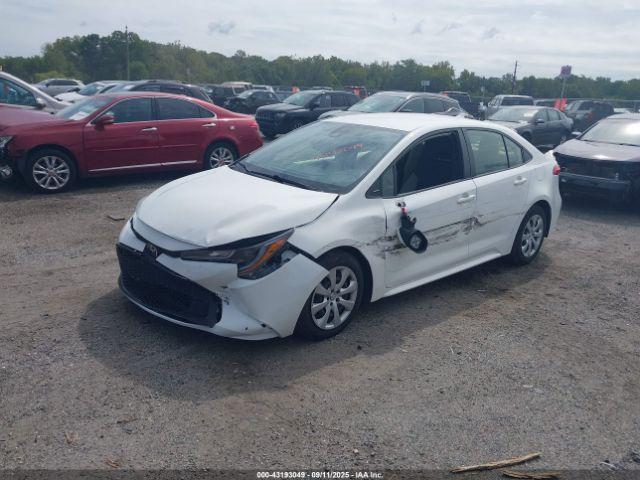 Toyota Corolla Le Image 2