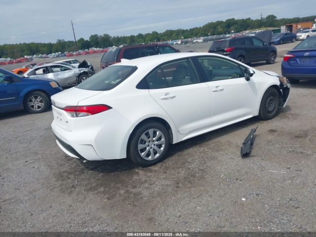 Toyota Corolla Le Image 4